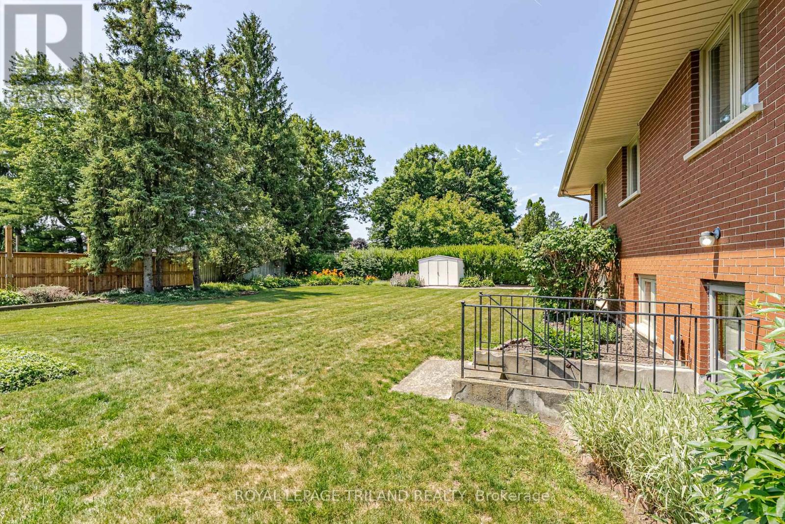 189 HUNTINGTON CRESCENT - Image 37