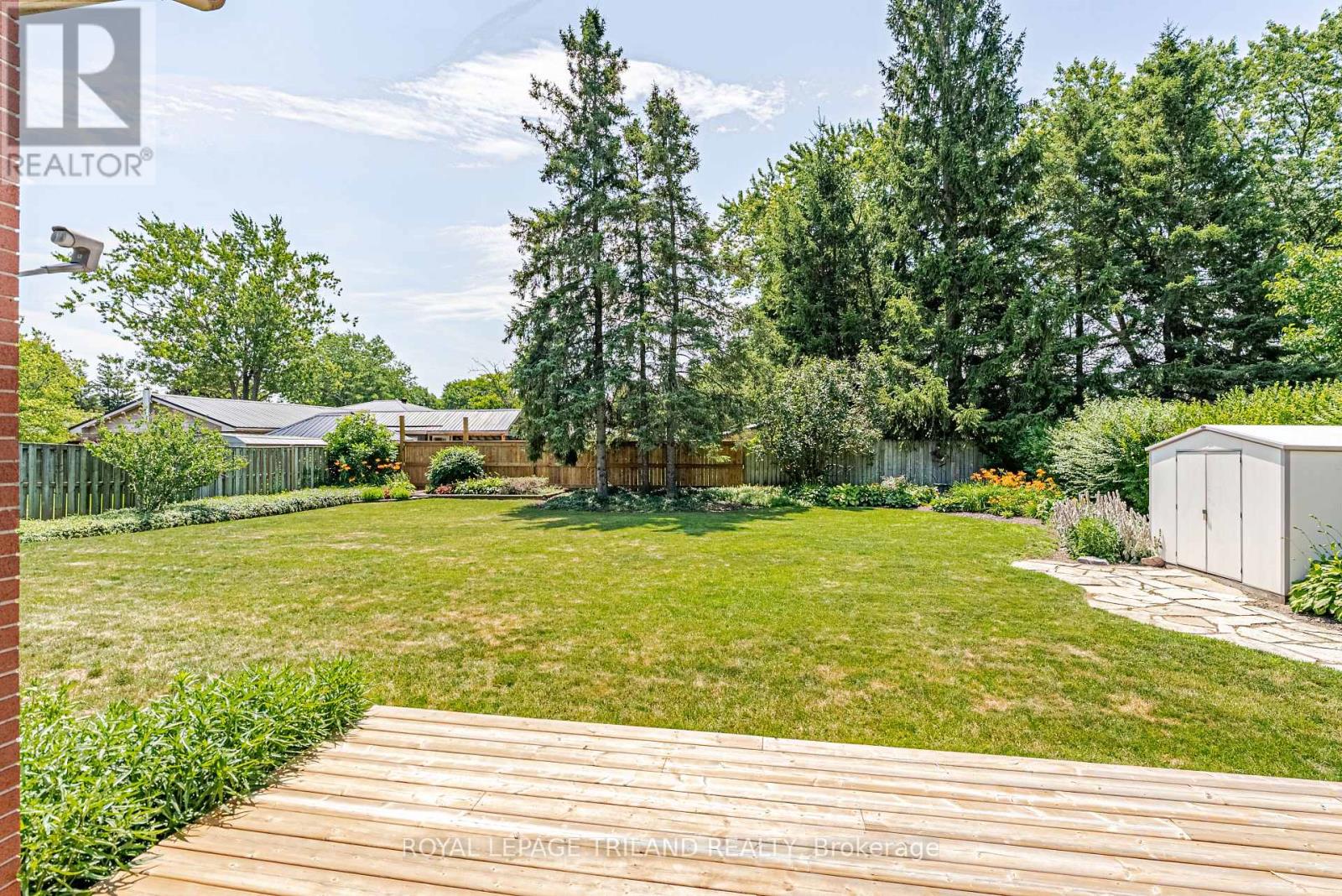 189 HUNTINGTON CRESCENT - Image 38