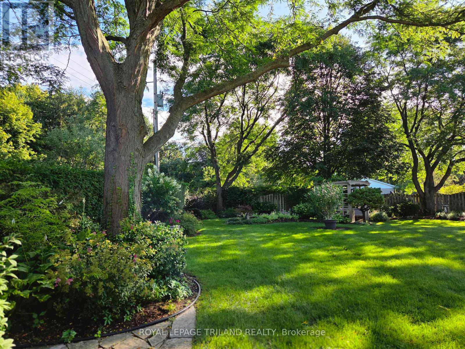 26 NORTHCREST DRIVE - 36