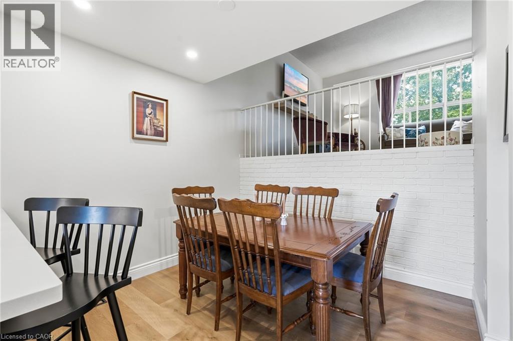 3 BURDOCK Lane Unit# 33, Dundas — photo 9