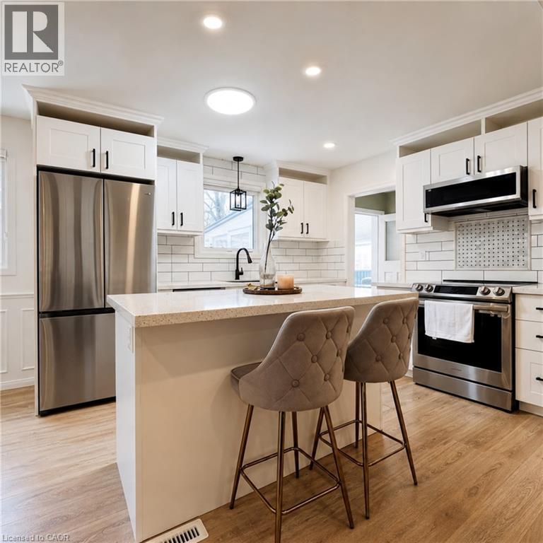 4 Bed, 2 Bath House for Rent in London – 456 BELVEDERE Avenue, London - Image 12