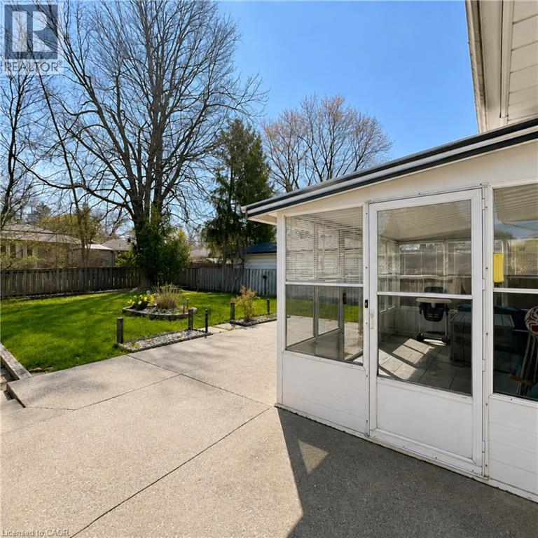 4 Bed, 2 Bath House for Rent in London – 456 BELVEDERE Avenue, London - Image 6