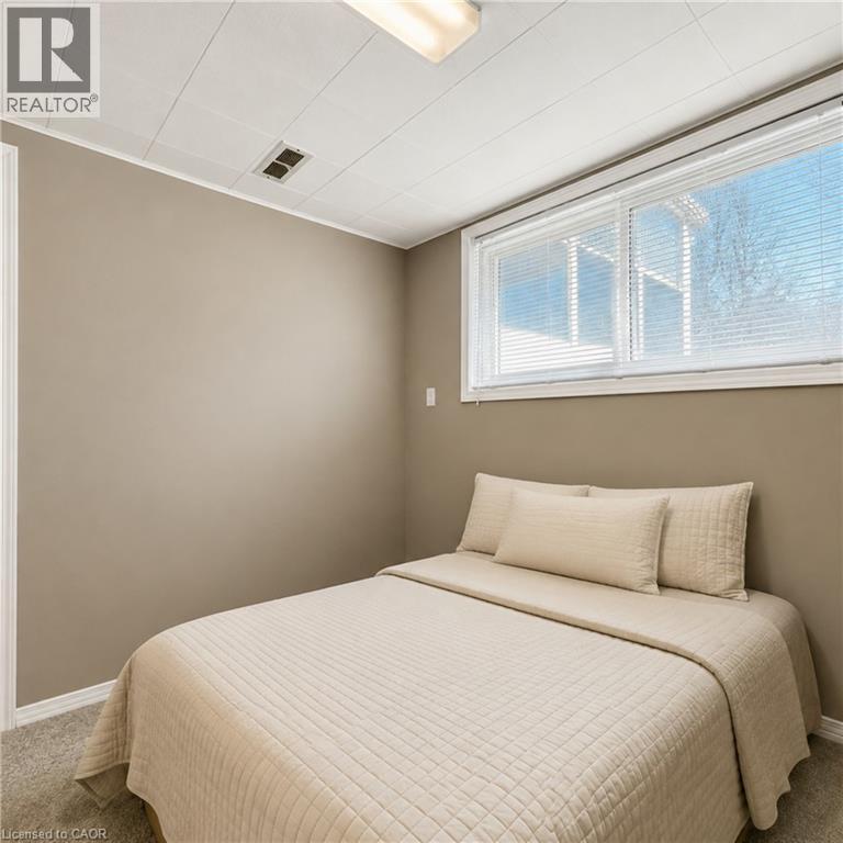 4 Bed, 2 Bath House for Rent in London – 456 BELVEDERE Avenue, London - Image 27