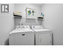 757 Rosewood Crescent, Kamloops, BC V2H1S3 Photo 21