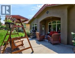 757 Rosewood Crescent, Kamloops, BC V2H1S3 Photo 24