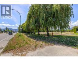 1789 Munson Road, Kelowna, BC V1W2G8 Photo 52