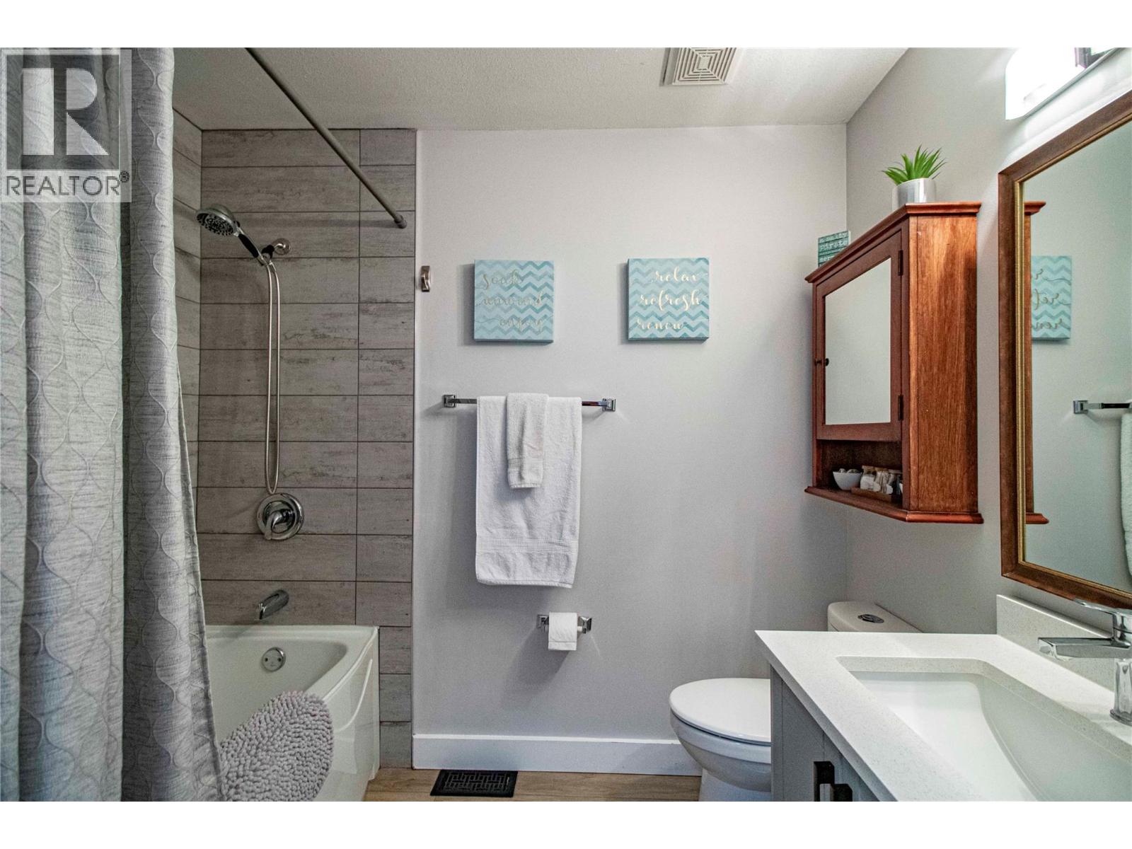 1605 Carmi Avenue, Penticton