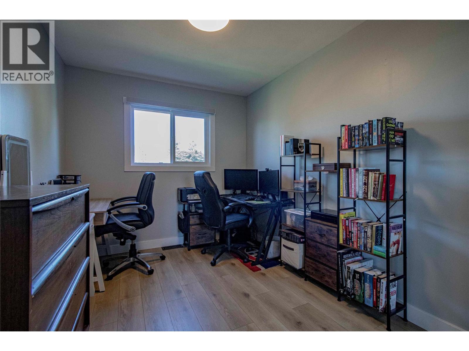 1605 Carmi Avenue, Penticton