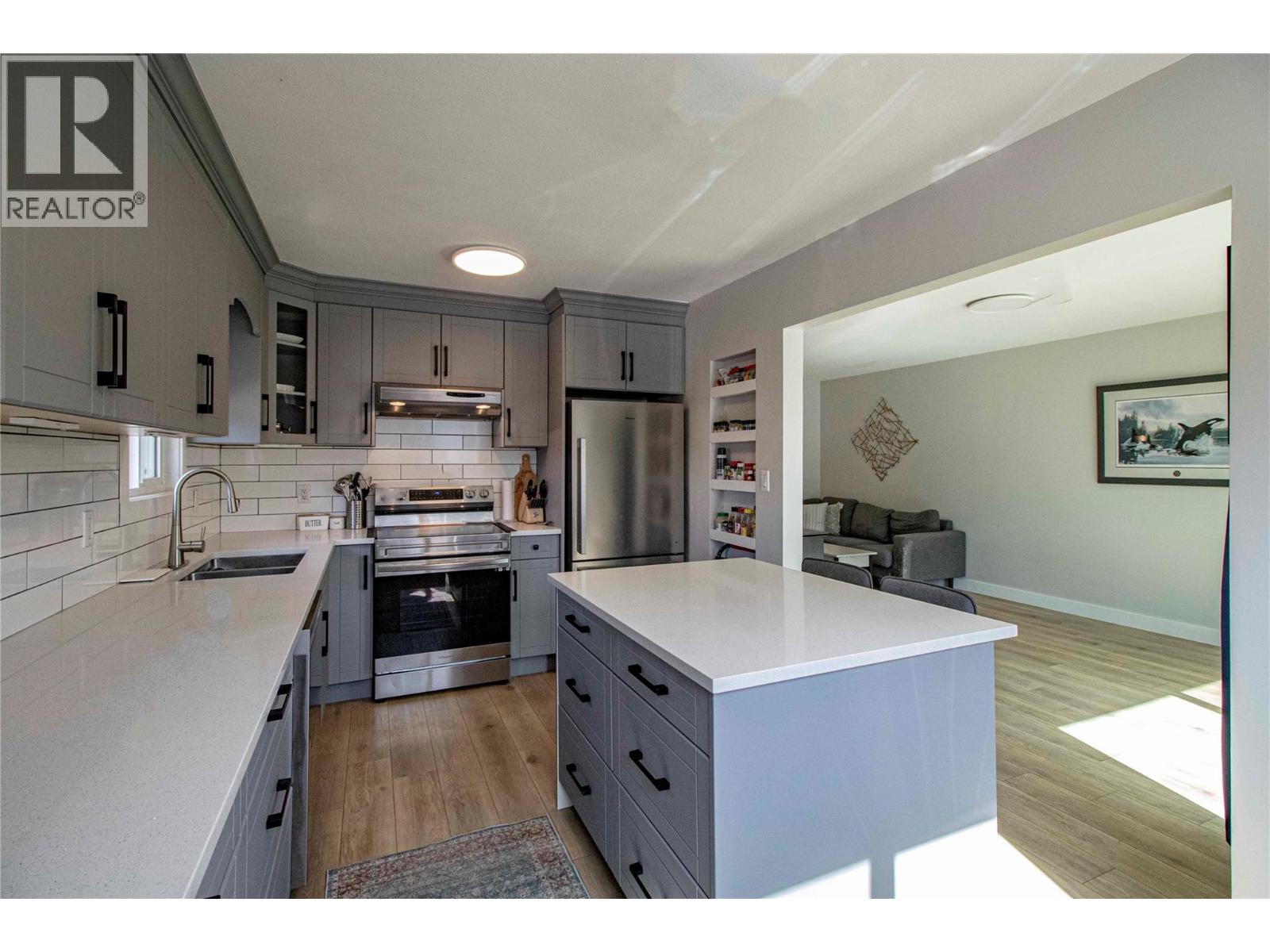 1605 Carmi Avenue, Penticton