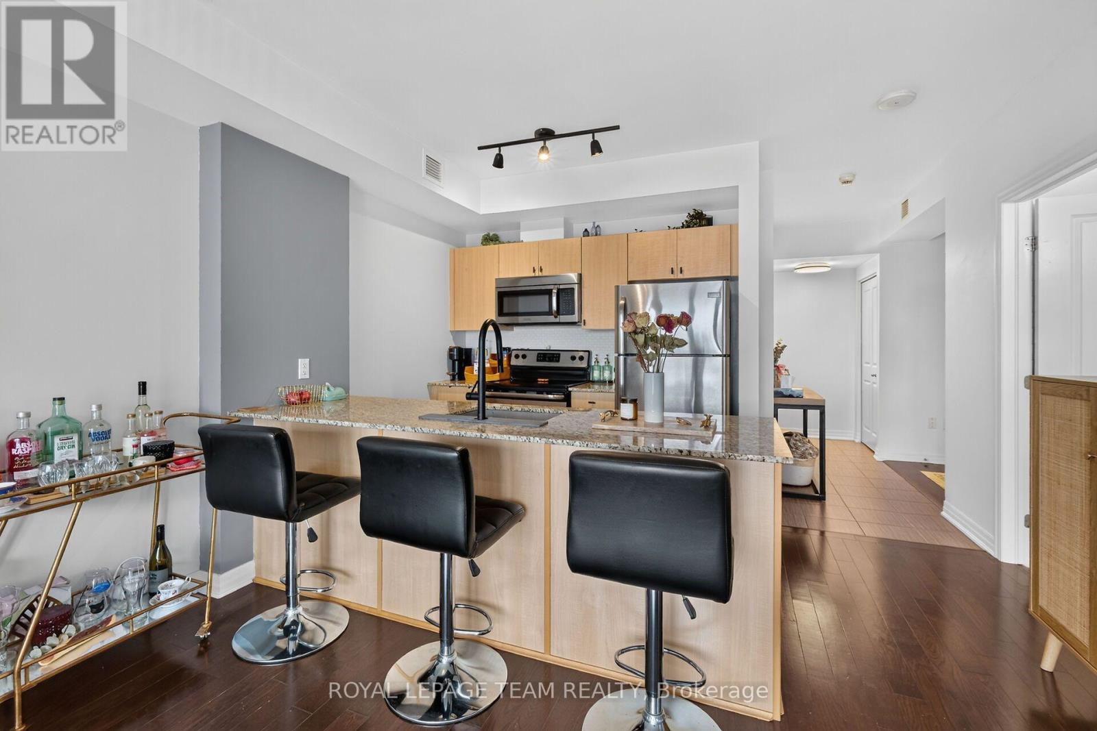 706 – 90 LANDRY STREET, Ottawa. Luxury613. By Peter Sagos - Image 15