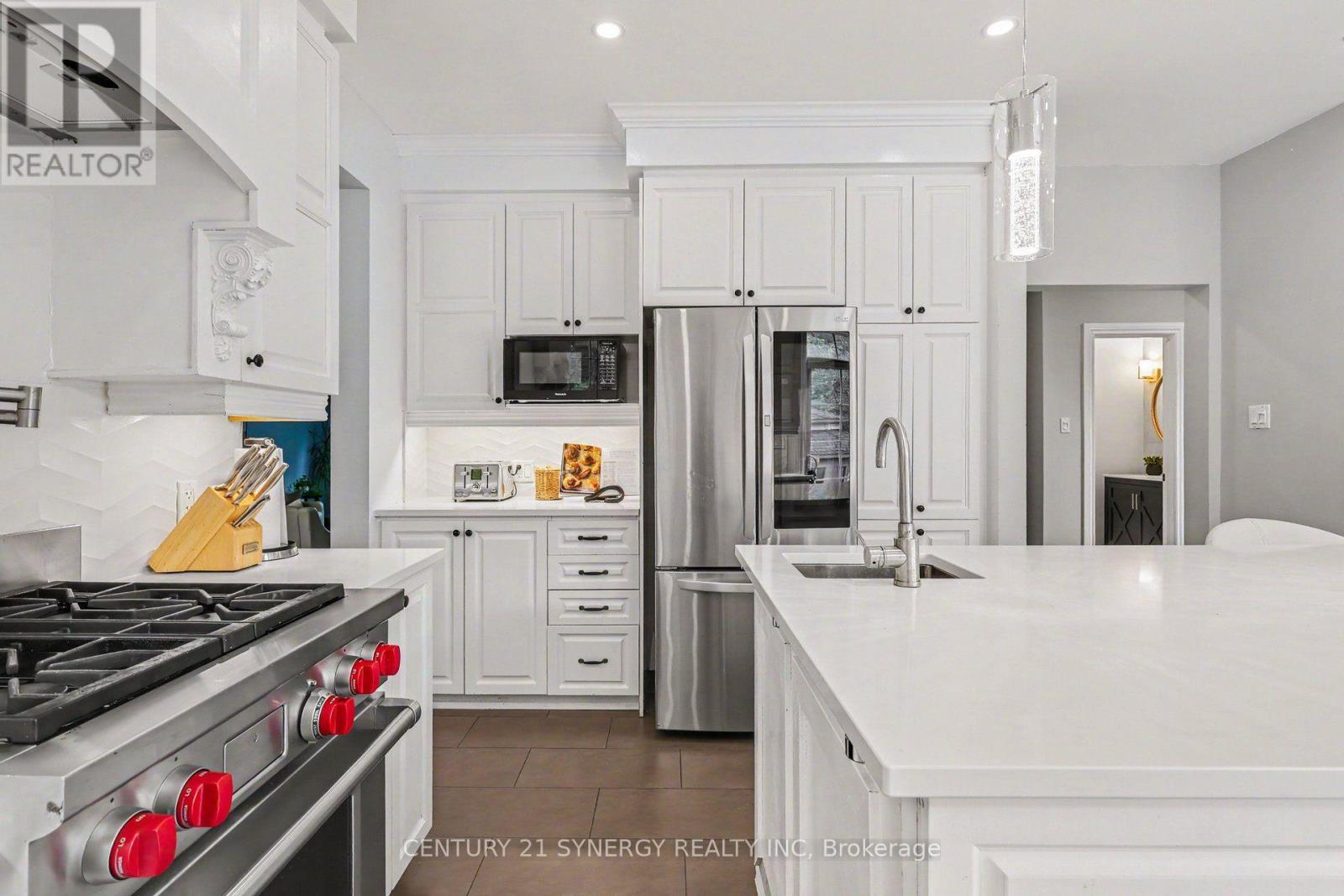 1783 HEATHERSTONE CRESCENT, Ottawa. Luxury613. By Peter Sagos - Image 15