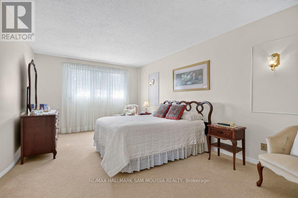1104 GRENON AVENUE, Ottawa. Luxury613. By Peter Sagos - Image 23