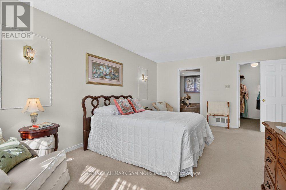 1104 GRENON AVENUE, Ottawa. Luxury613. By Peter Sagos - Image 25