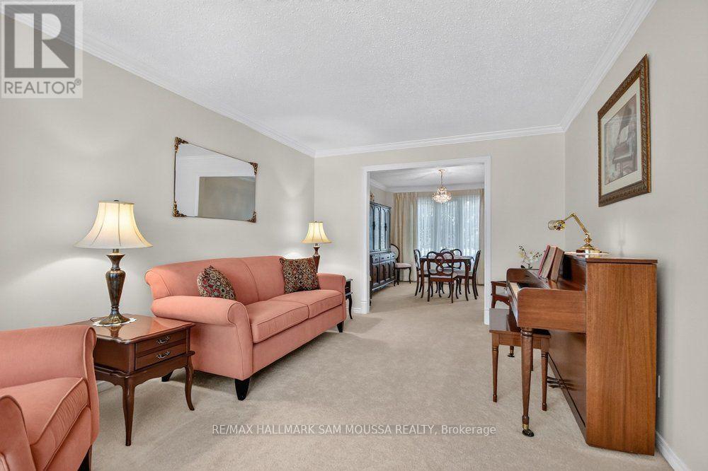 1104 GRENON AVENUE, Ottawa — photo 6