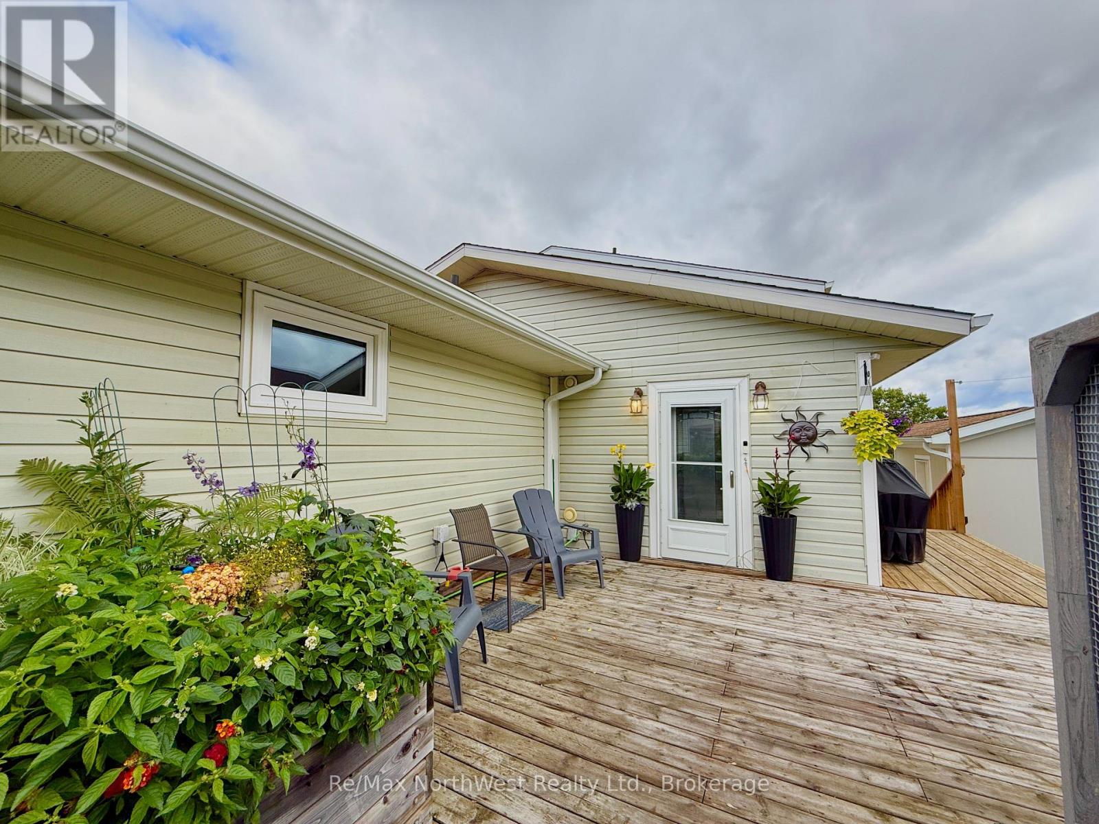 324 BEATTY STREET, Kenora (Keewatin) — photo 9
