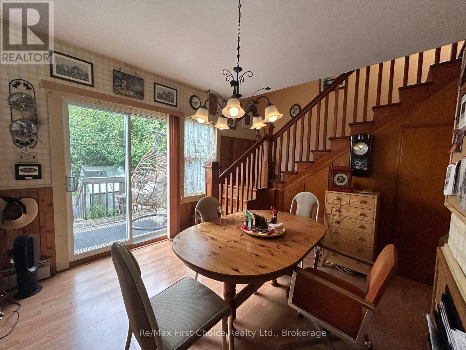 245 FRANCIS STREET W - 13