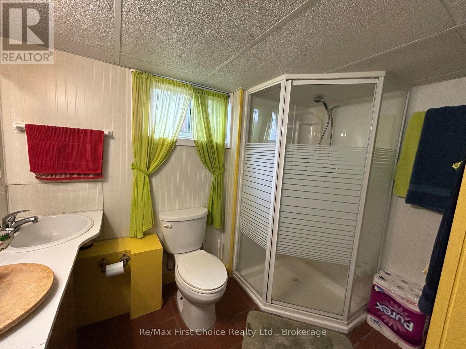245 FRANCIS STREET W - Image 29