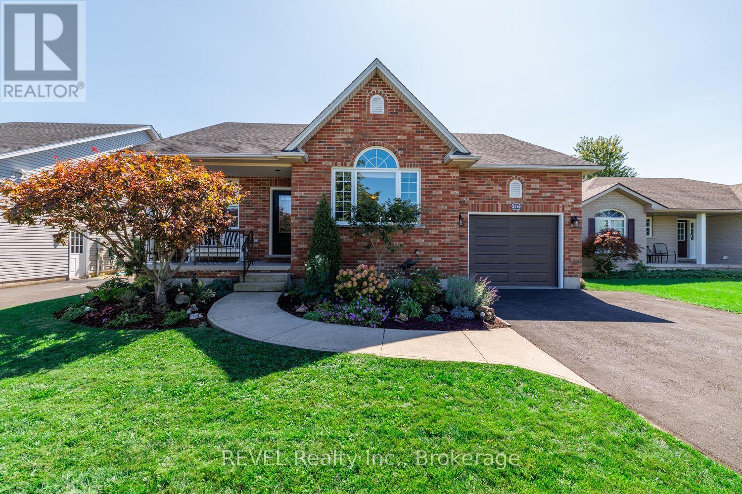 2779 BAKER ROAD, Fort Erie (Black Creek)