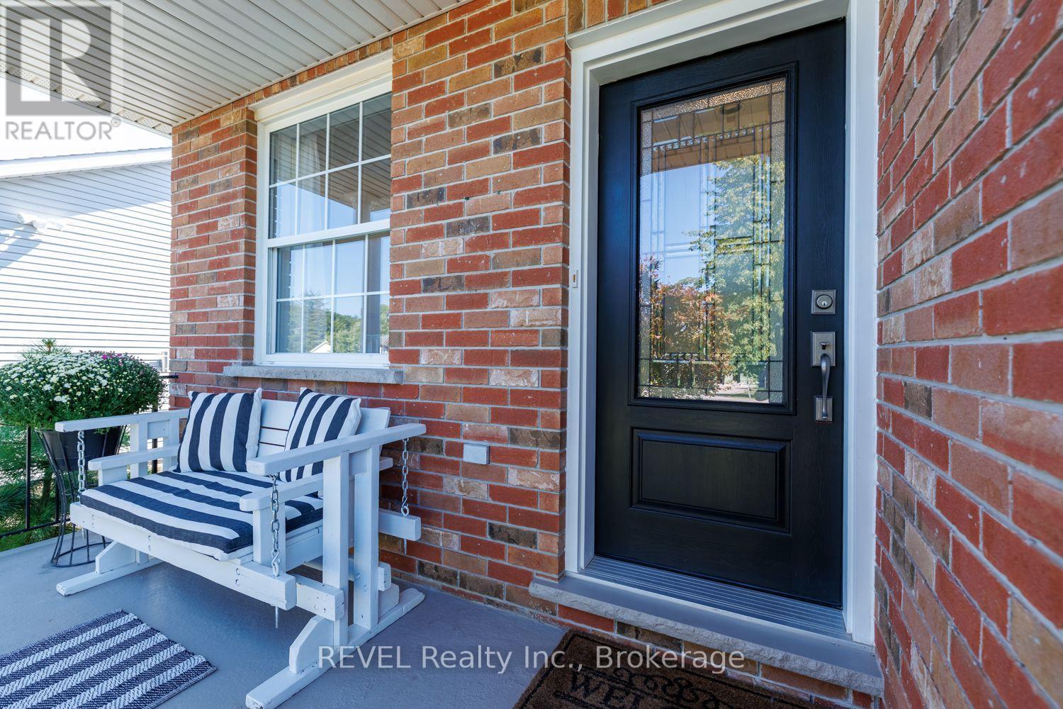 2779 BAKER ROAD, Fort Erie (Black Creek) — photo 4