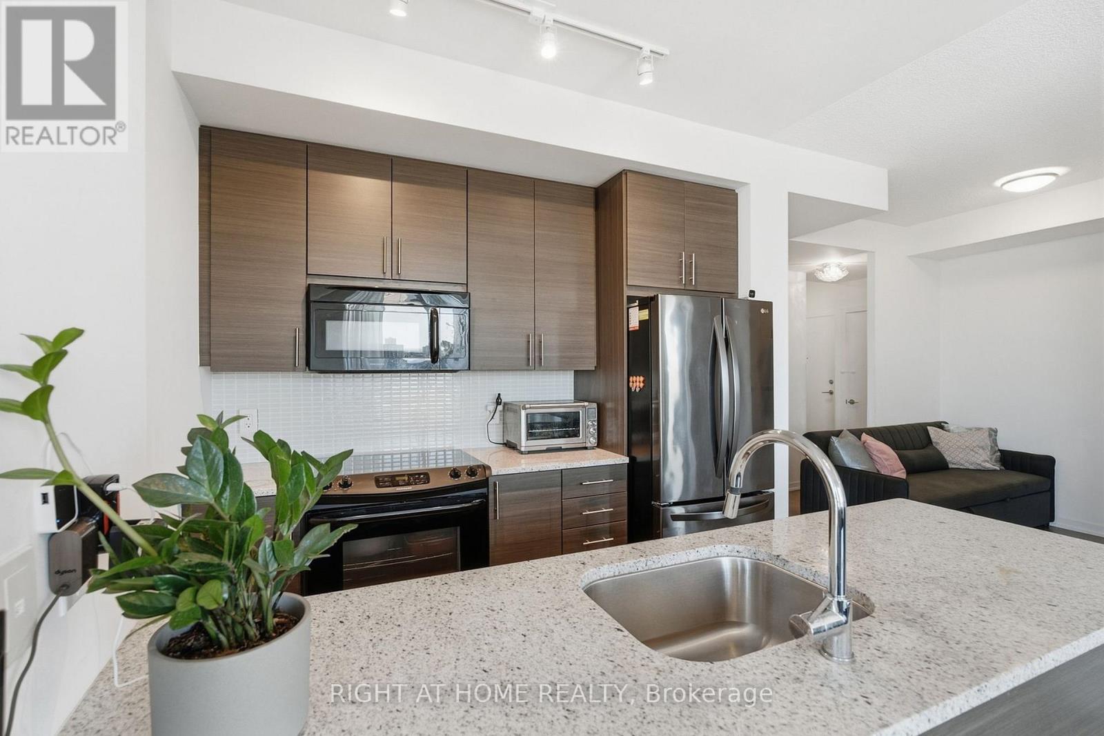 1012 - 70 FOREST MANOR ROAD, Toronto (Henry Farm) — photo 9