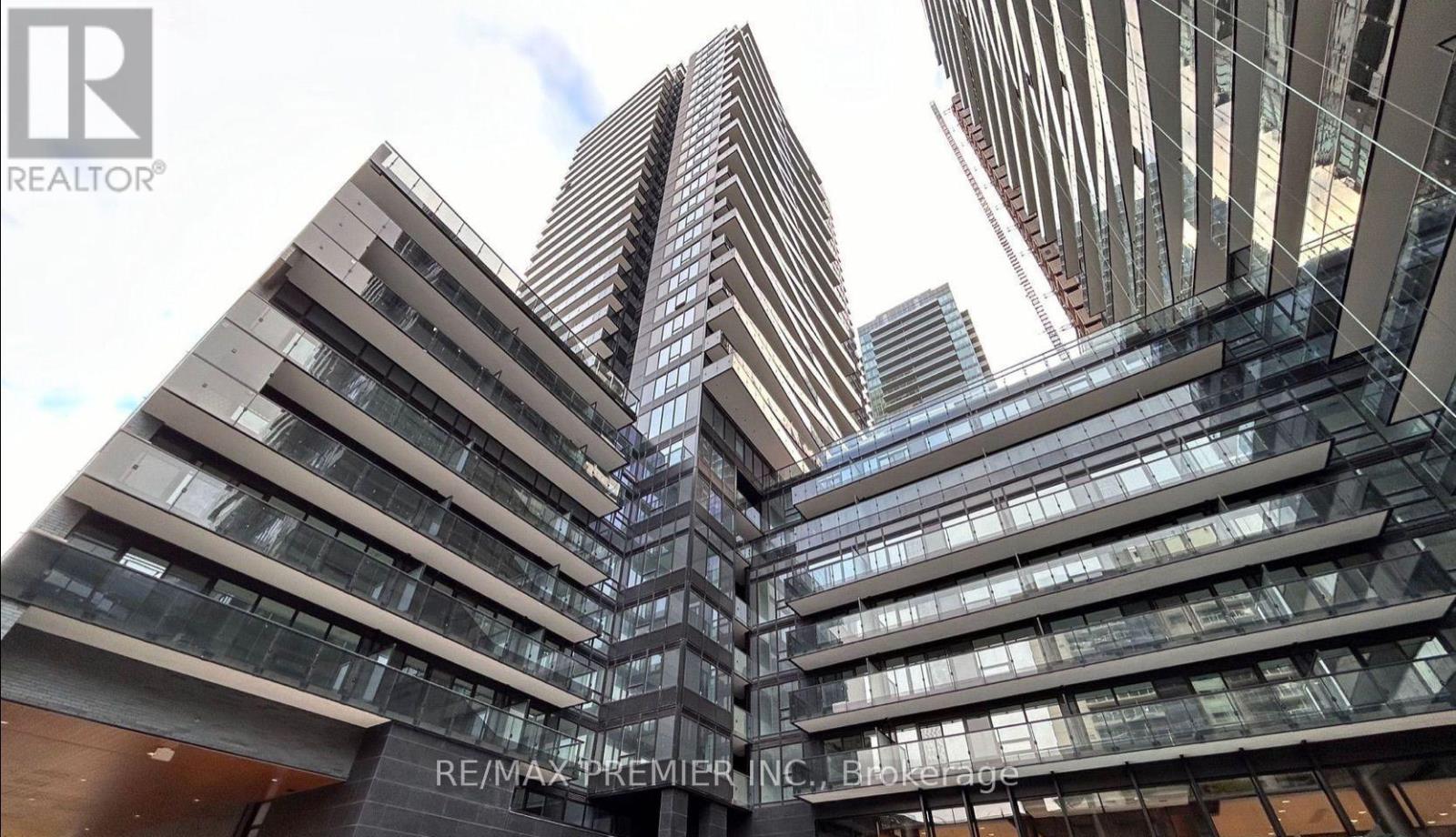 2103 - 127 BROADWAY AVENUE, Toronto (Mount Pleasant West)