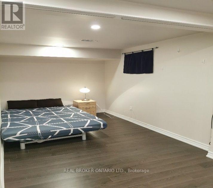 40 GREEN BUSH ROAD, Toronto (Newtonbrook West) — photo 5