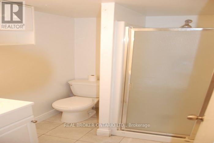 40 GREEN BUSH ROAD, Toronto (Newtonbrook West) — photo 6