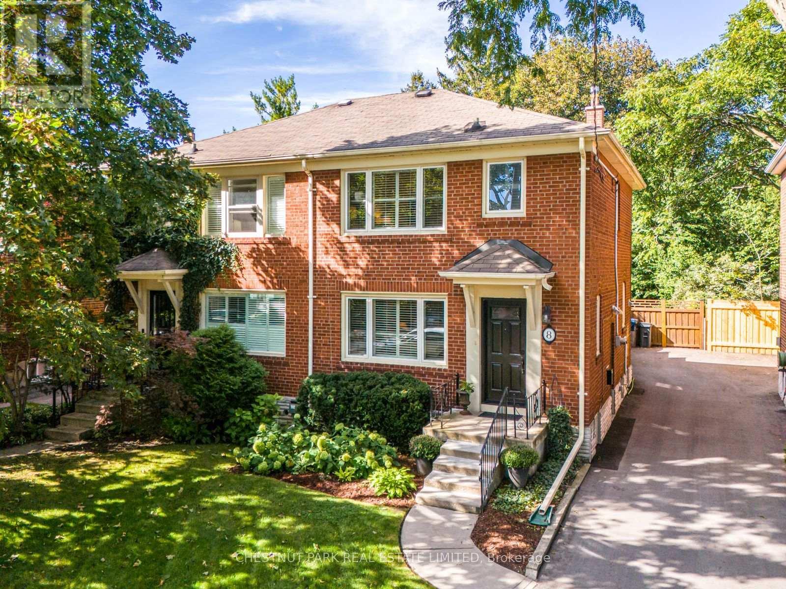 8 BEAUFIELD AVENUE, Toronto (Leaside) — photo 2