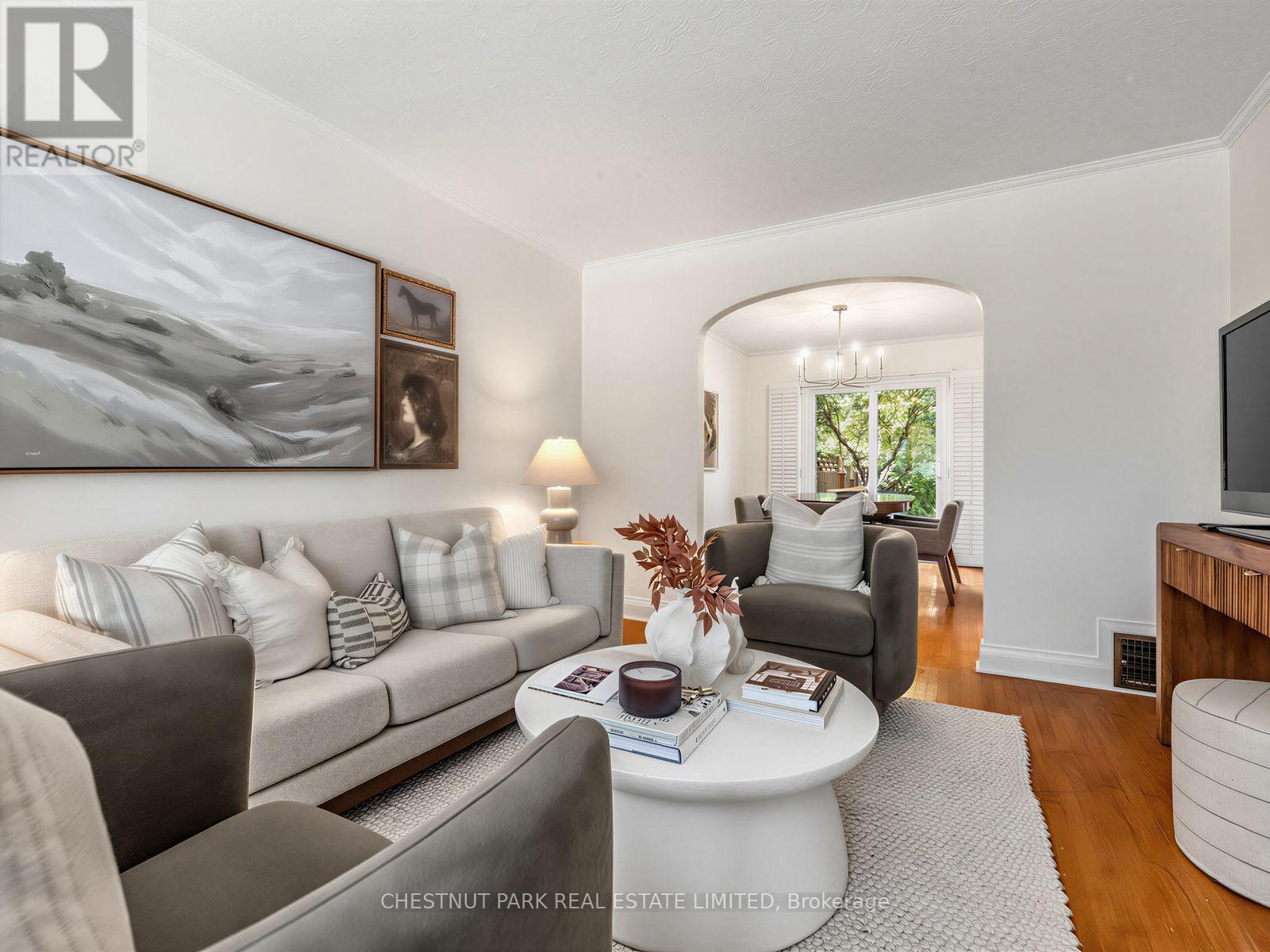 8 BEAUFIELD AVENUE, Toronto (Leaside) — photo 5