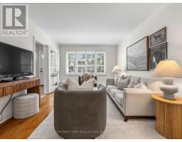8 Beaufield Avenue, Toronto, ON M4G3R3 Photo 10