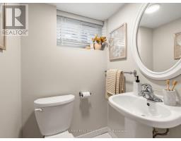8 Beaufield Avenue, Toronto, ON M4G3R3 Photo 22