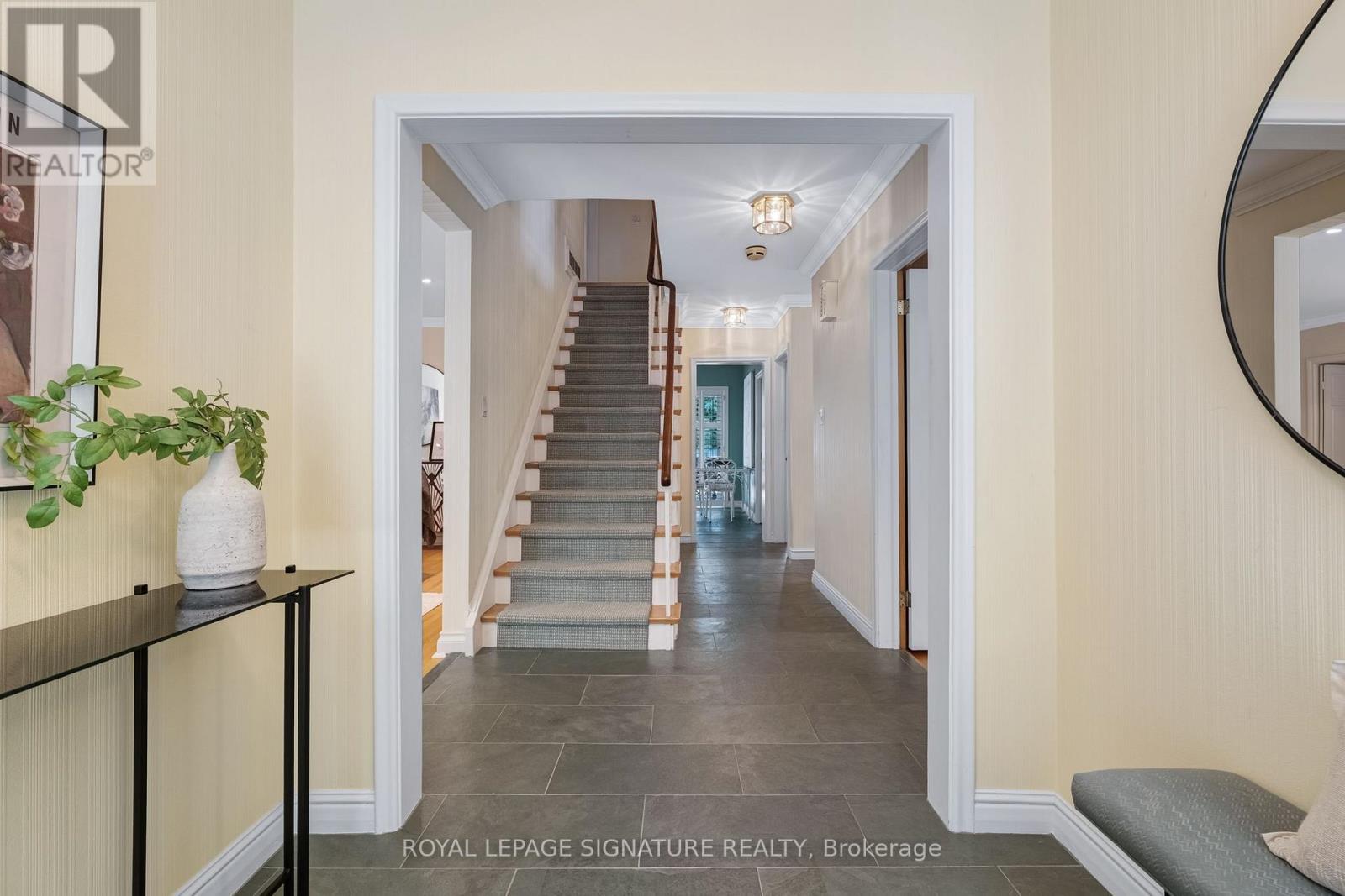 122 Fenn Avenue, Toronto — photo 3