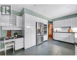 Bedroom 4 - 122 Fenn Avenue, Toronto, ON M2P1X6 Photo 11