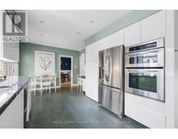 122 Fenn Avenue, Toronto, ON M2P1X6 Photo 12