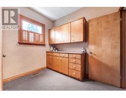122 Fenn Avenue, Toronto, ON M2P1X6 Photo 17
