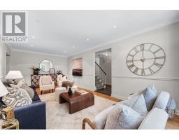Mud room - 122 Fenn Avenue, Toronto, ON M2P1X6 Photo 7