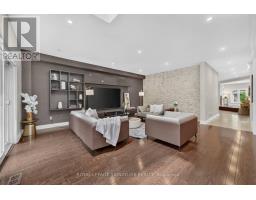 253 Byng Avenue, Toronto, ON M2N4L4 Photo 13