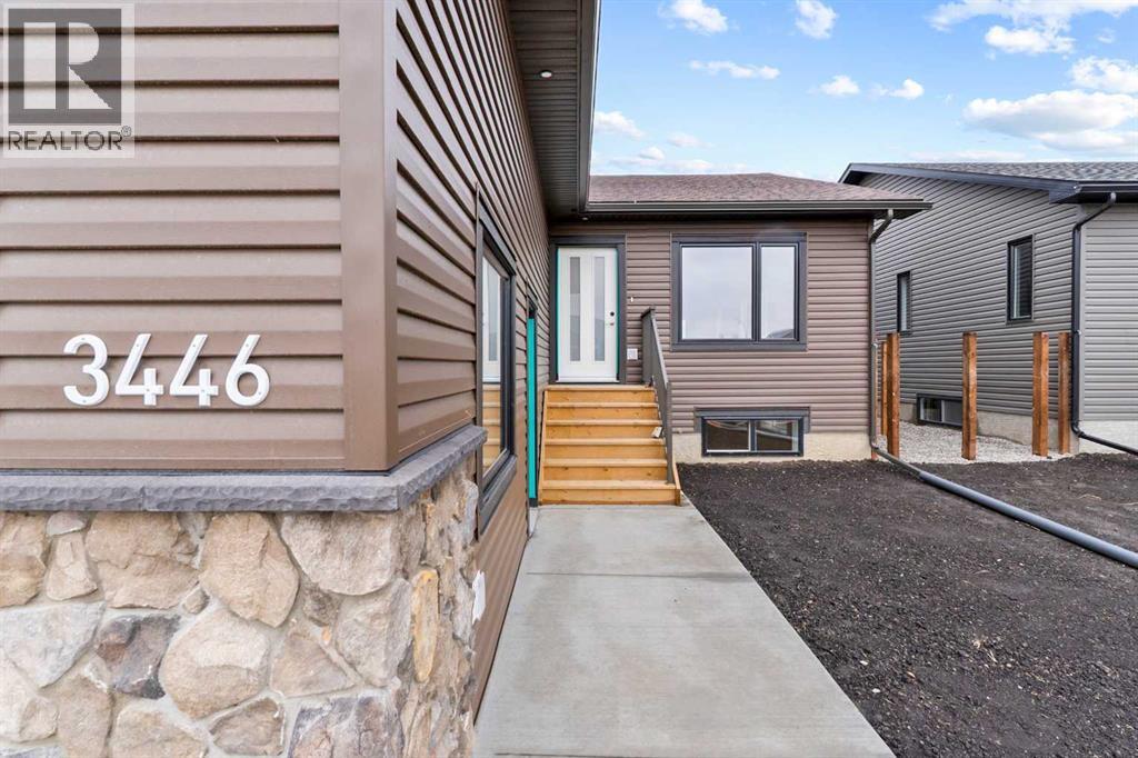 3446 Victory Way, Olds — photo 2