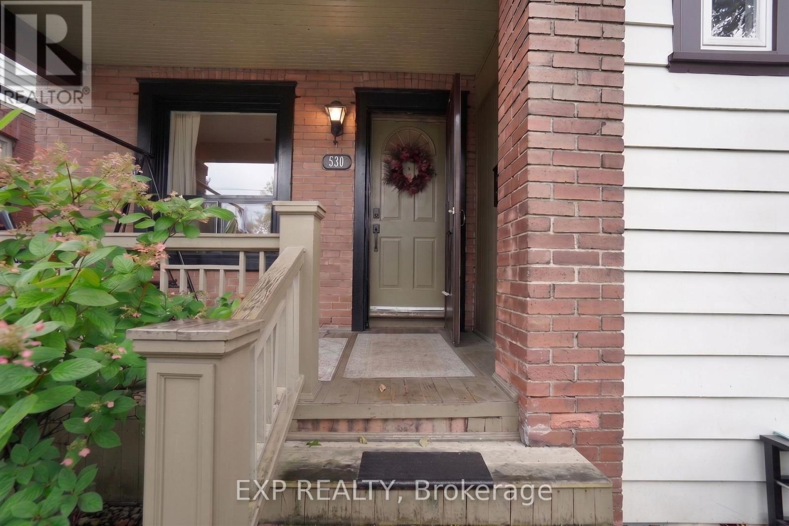 530 VICTORIA PARK AVENUE, Toronto (East End-Danforth) — photo 2