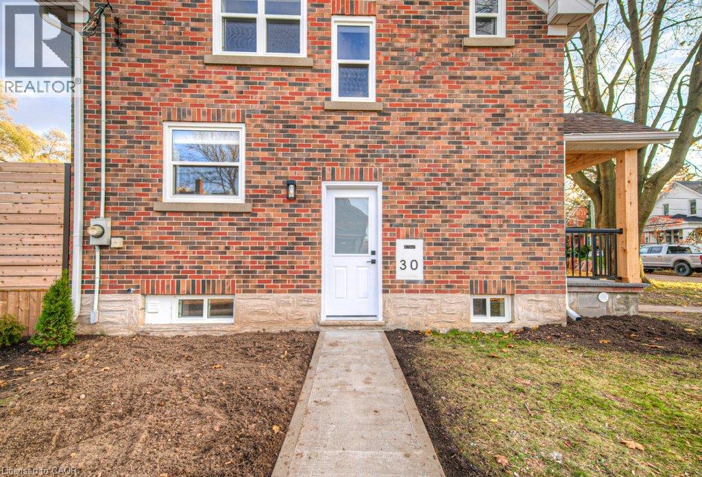 30 DUNBAR Road S, Waterloo — photo 5