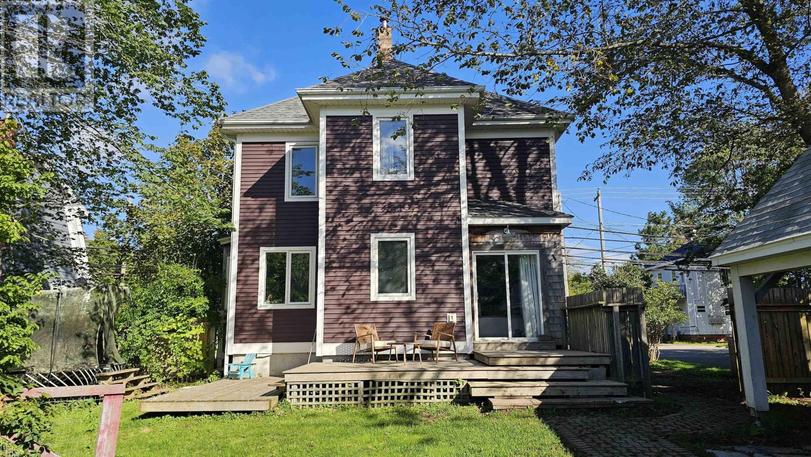 78 Arthur Street, Truro — photo 2