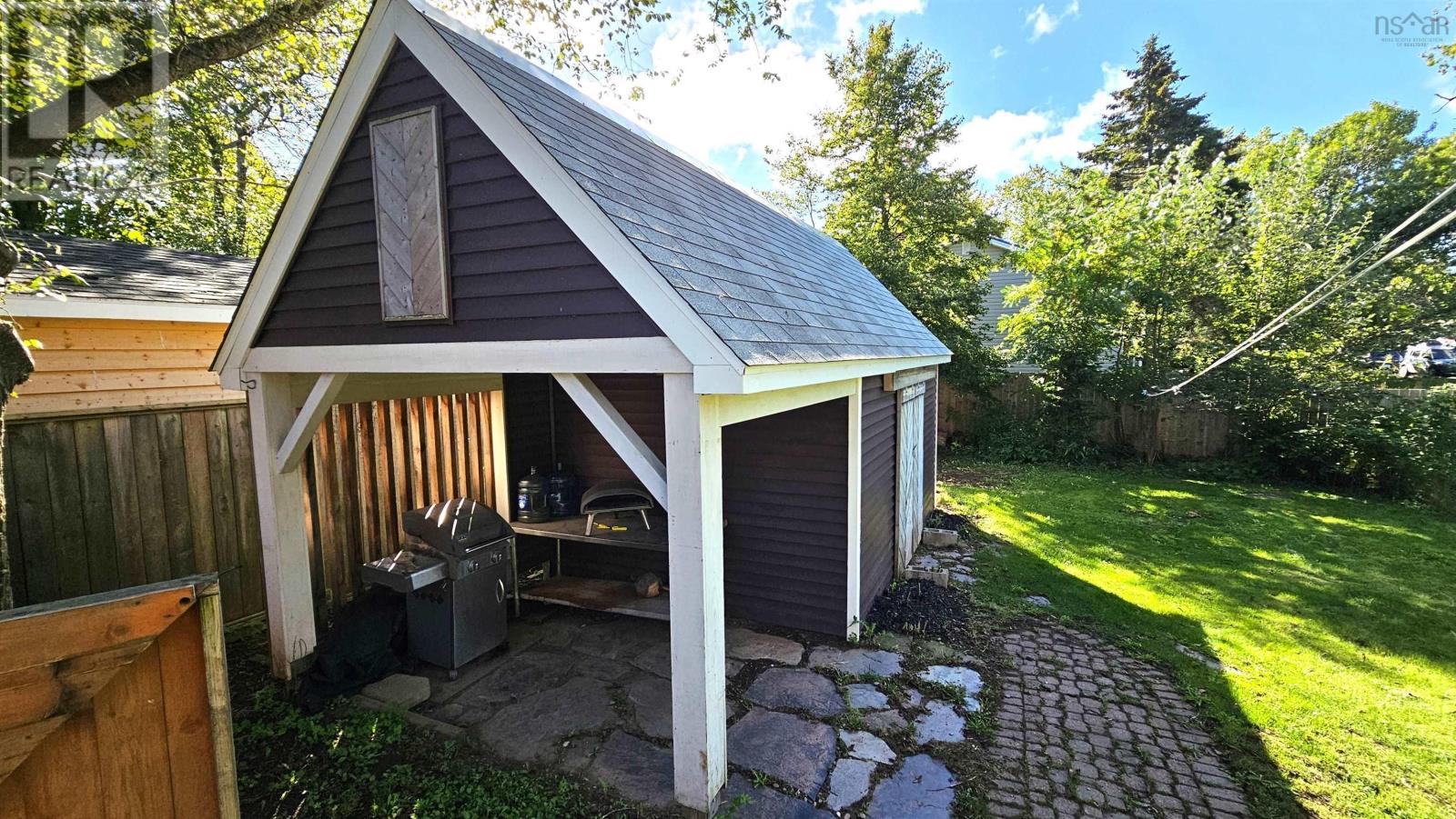 78 Arthur Street, Truro — photo 3