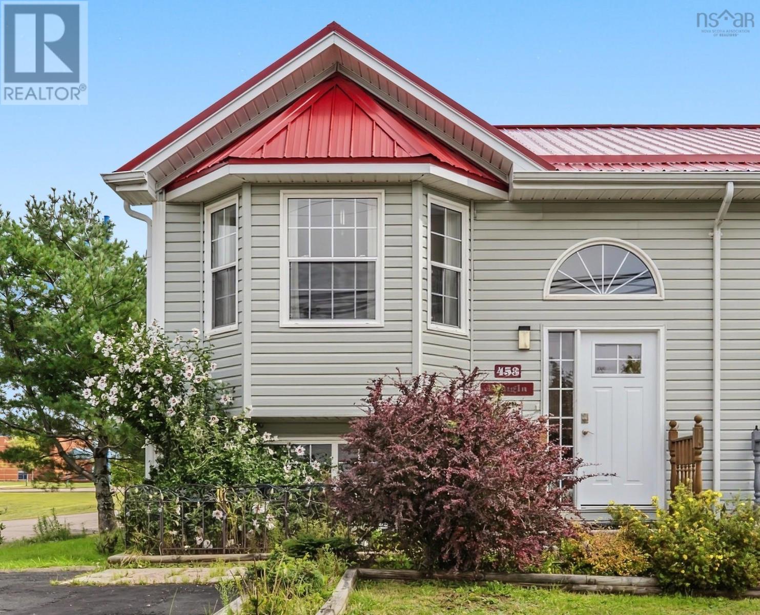 453 Young Street, Truro — photo 1
