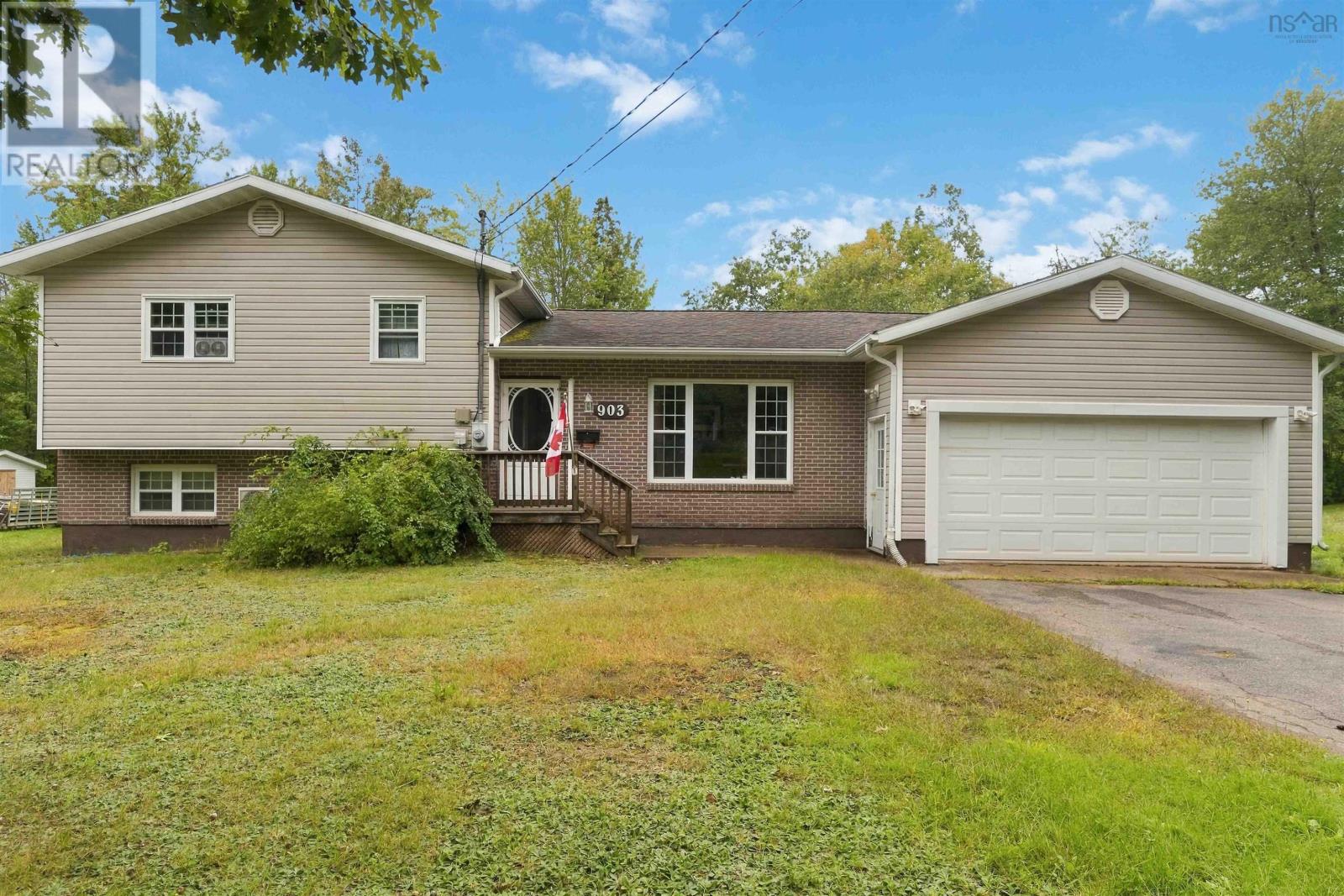 903 Dalmation Drive, Greenwood — photo 2