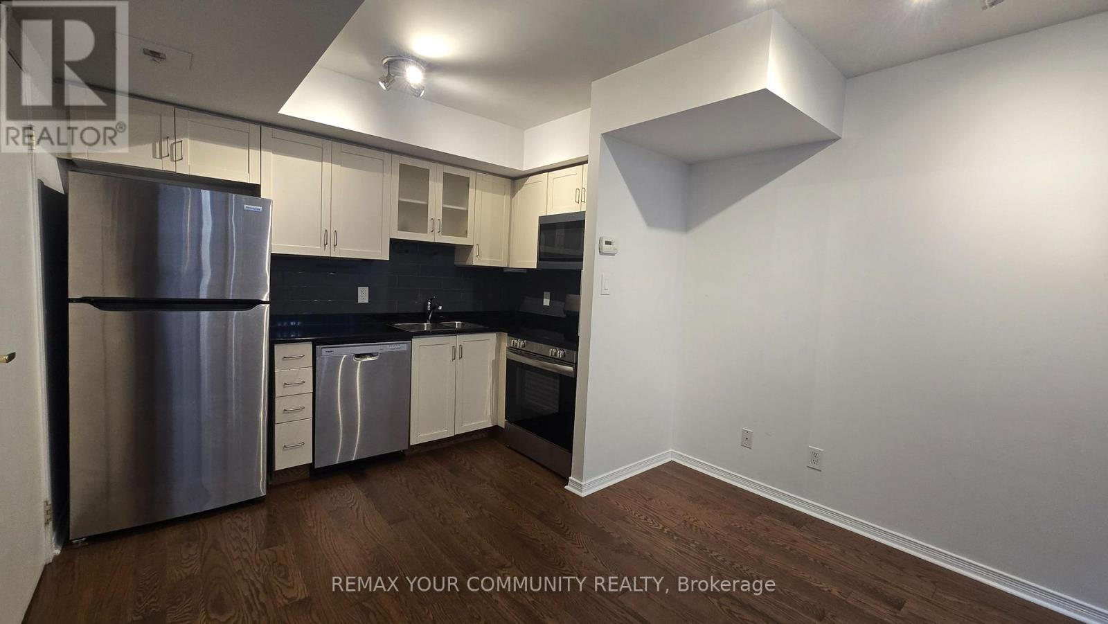 732 - 42 WESTERN BATTERY ROAD, Toronto (Niagara) — photo 4