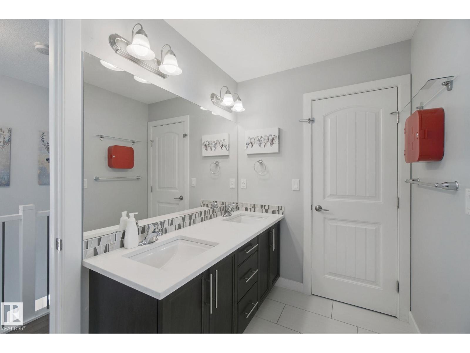 129 RIDEAU CR - Image 41