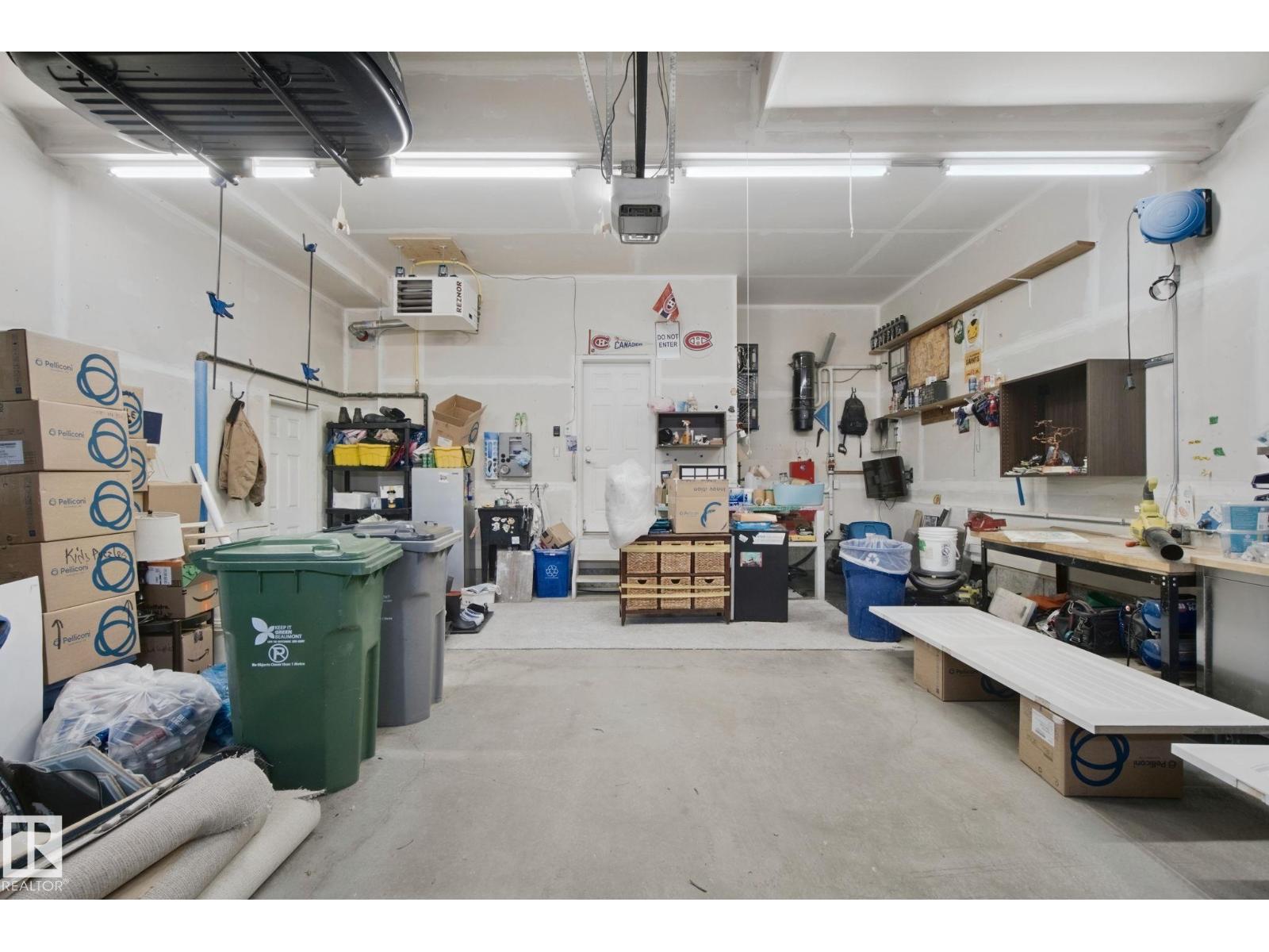 129 RIDEAU CR - 53
