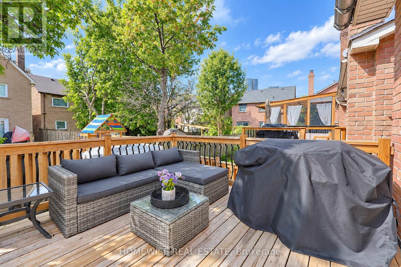 120 MCMORRAN CRESCENT - 25