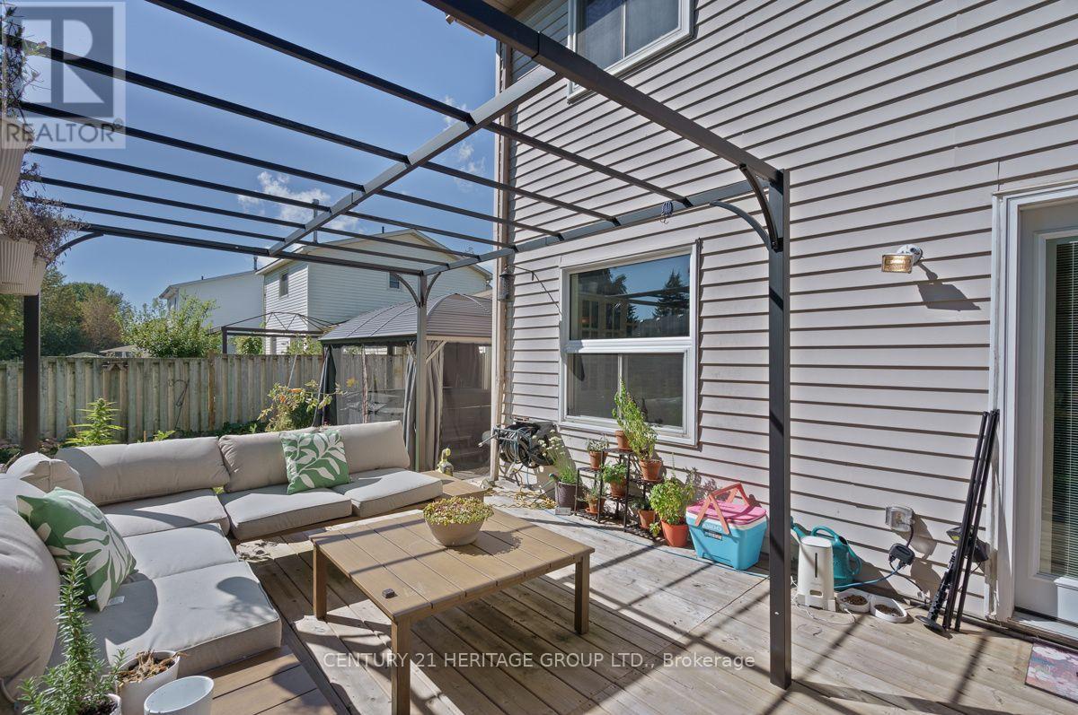 1919 APPLEWOOD AVENUE - 27