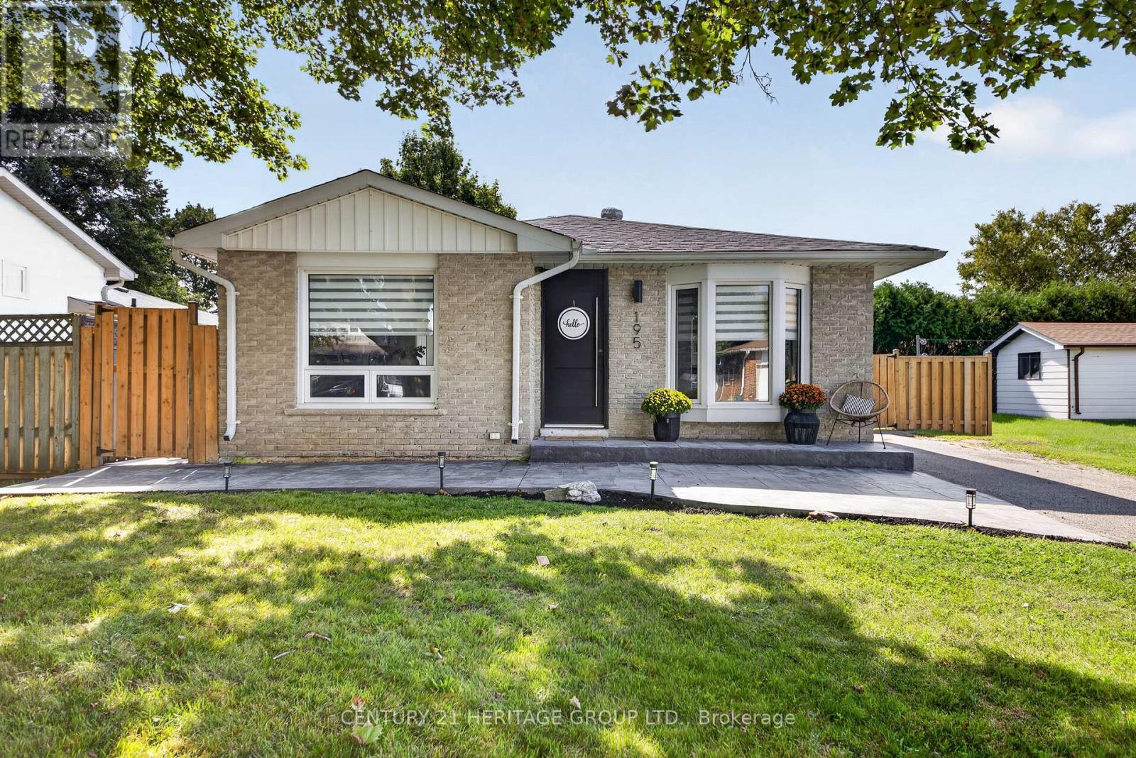 195 MACKENZIE STREET, New Tecumseth (Alliston) — photo 2
